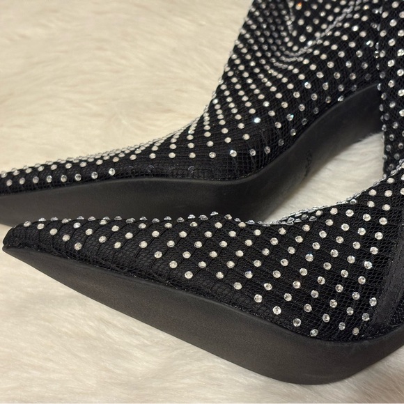 NWOT Elegant Black Studded Heeled Boots - Picture 7 of 9